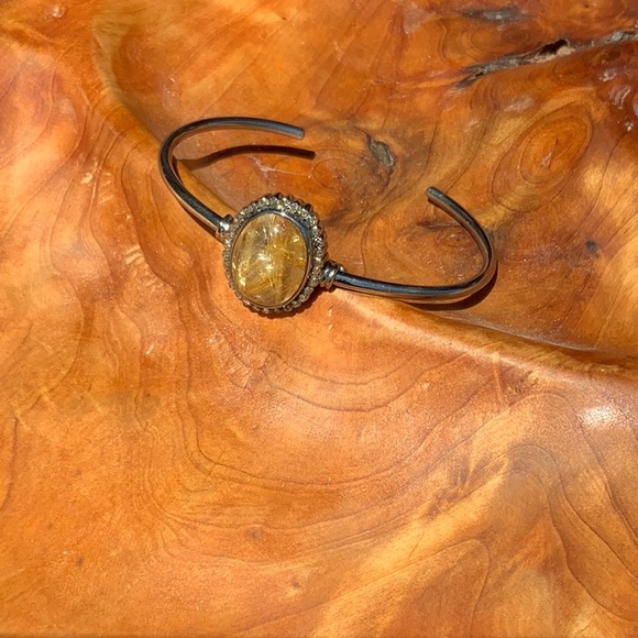 Gold Rudilated Quartz & Diamond cuff bracelet - Picture 1 of 6